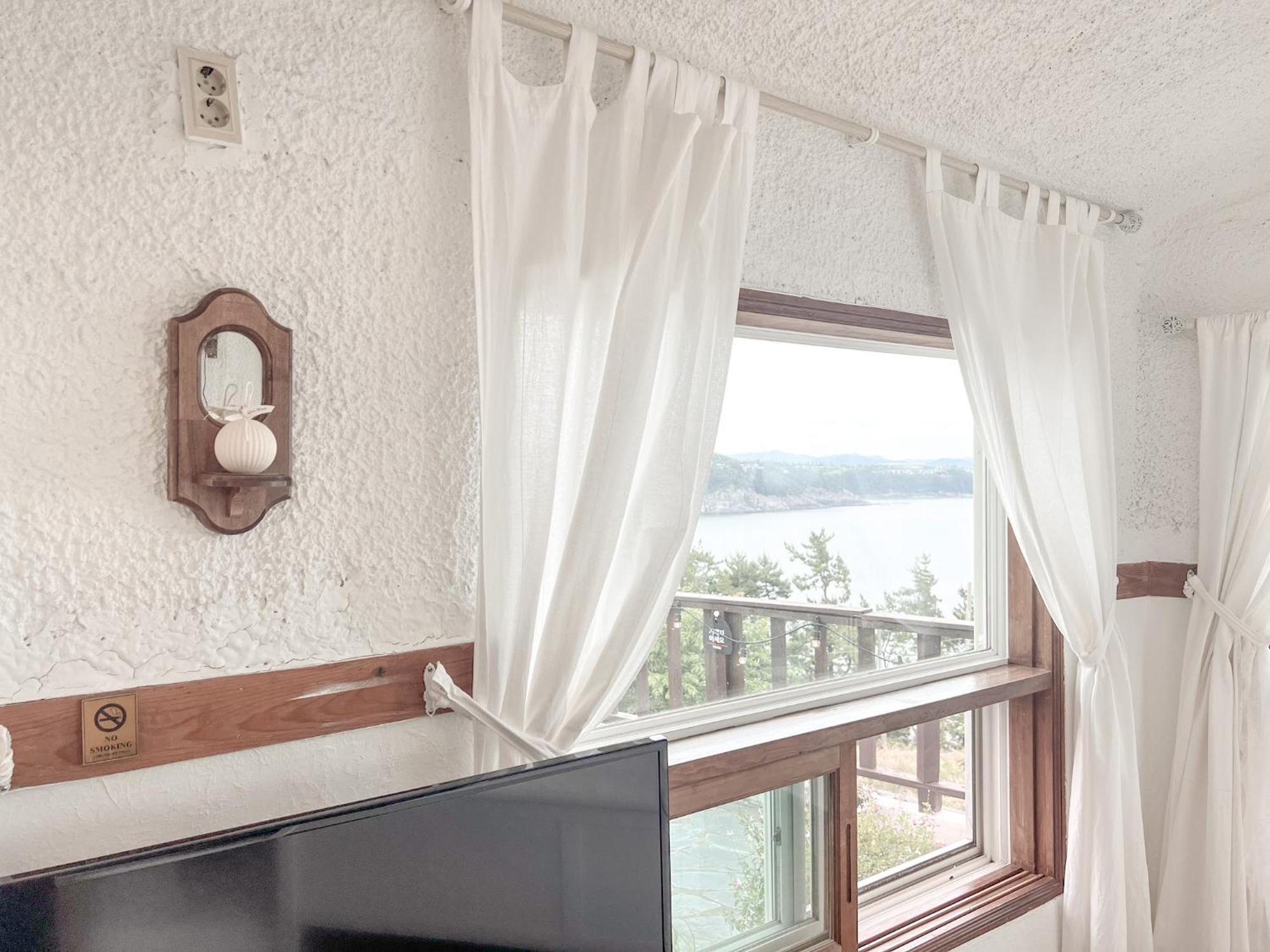 Country House Exclamation Mark & Comma Namhae Εξωτερικό φωτογραφία