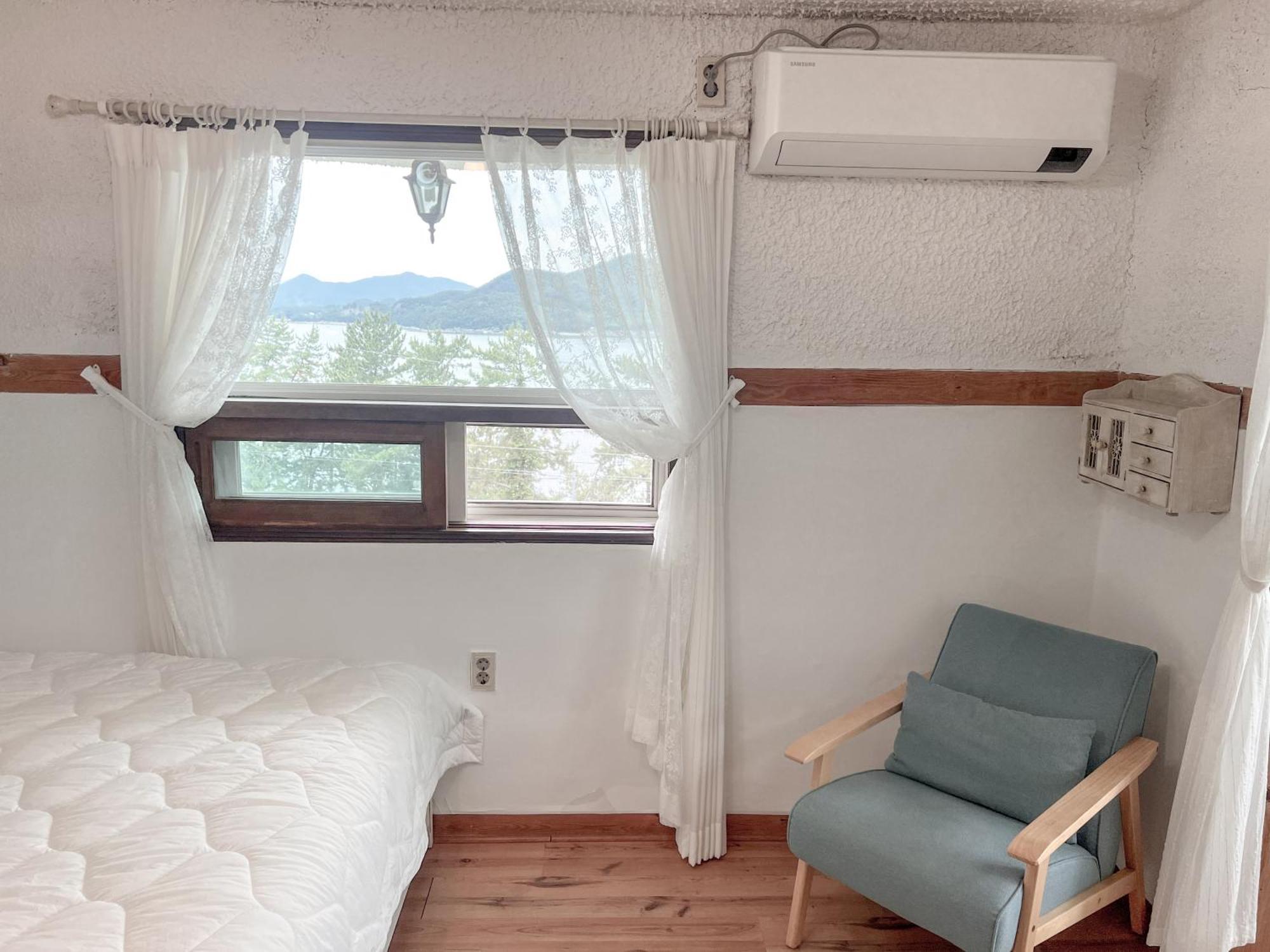 Country House Exclamation Mark & Comma Namhae Εξωτερικό φωτογραφία