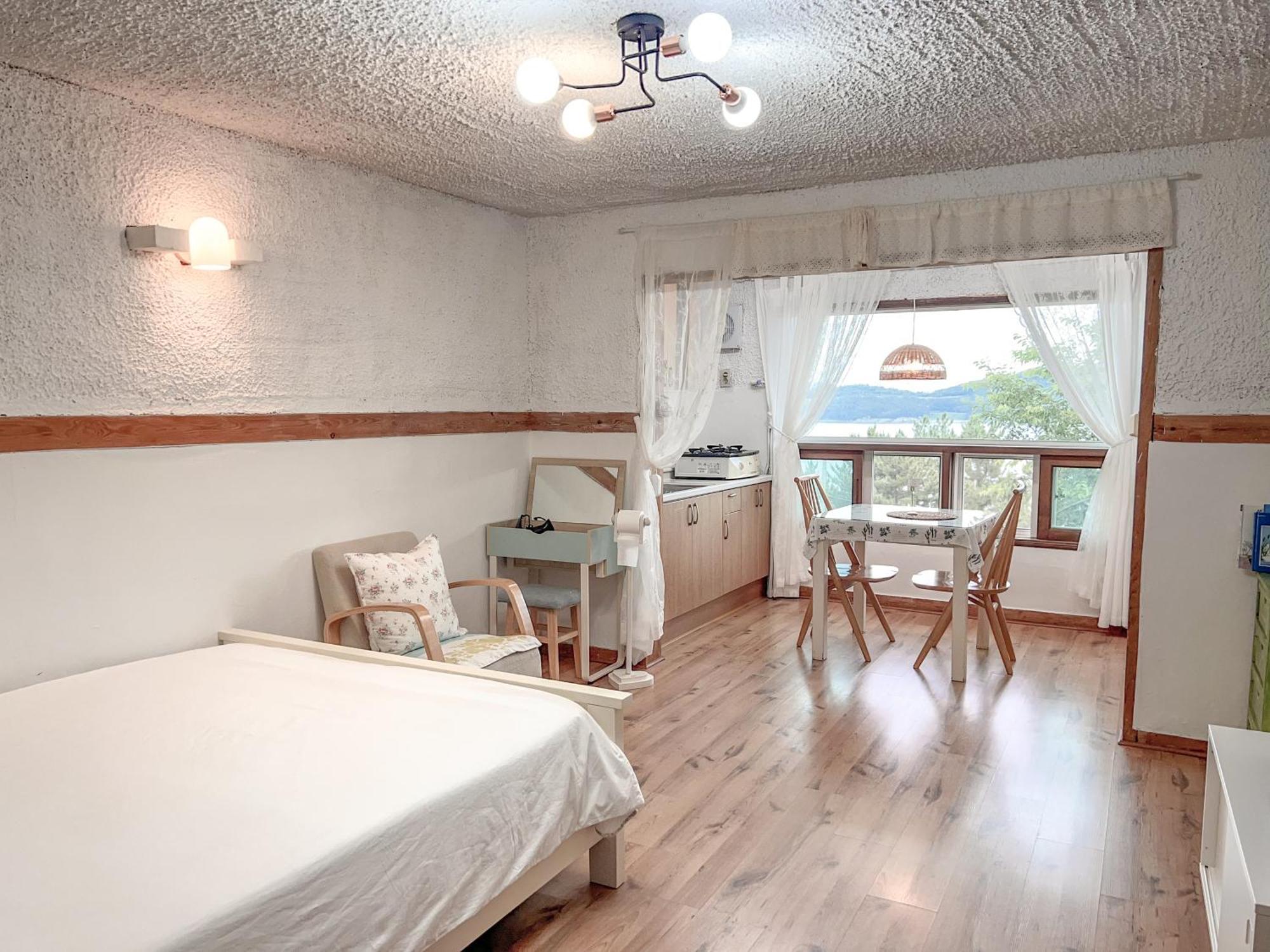 Country House Exclamation Mark & Comma Namhae Εξωτερικό φωτογραφία